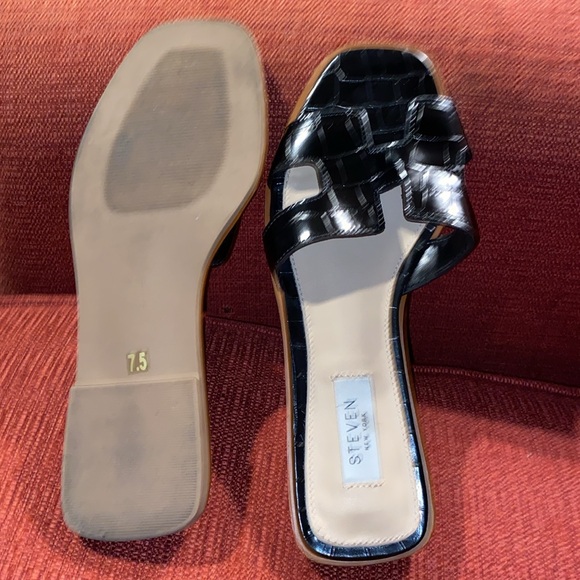 Steven by Steven Madden Size 7.5 Sandals - Picture 2 of 4